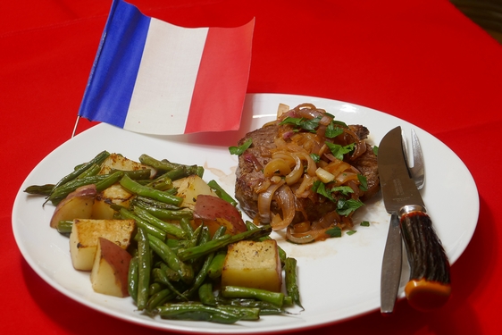Steak with Shallot Sauce (Steak aux Eschalot) with Potatoes and French Green Beans