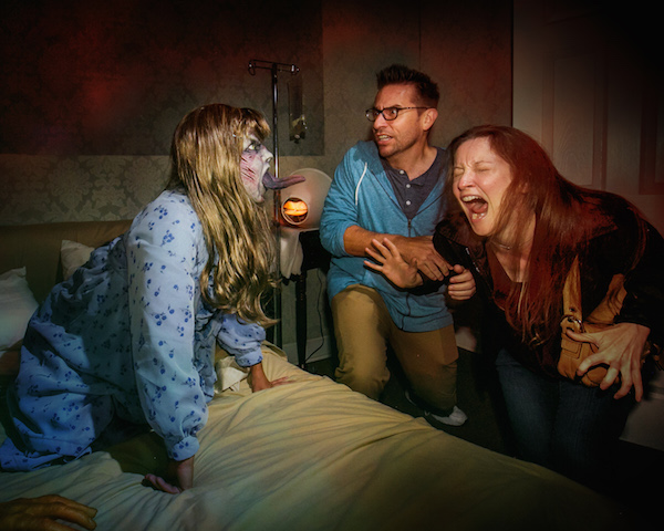 Halloween Horror Nights - Save up to $35 on tix thru CC.