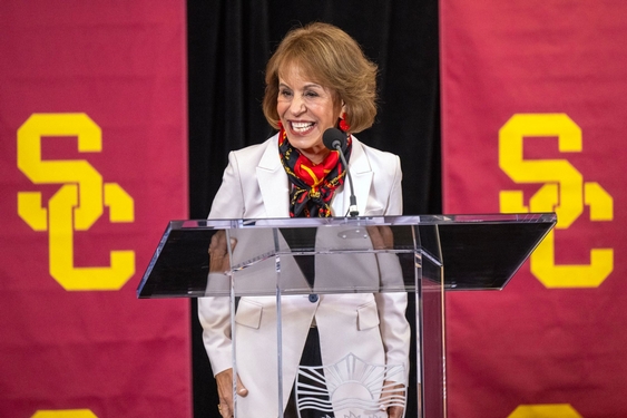 USC President Carol Folt has her contract extended, despite a tumultuous spring
