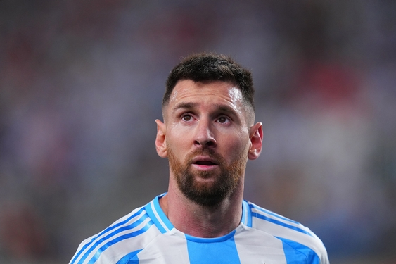 Lionel Messi’s status in doubt for Argentina vs. Peru Copa America game in Miami Saturday